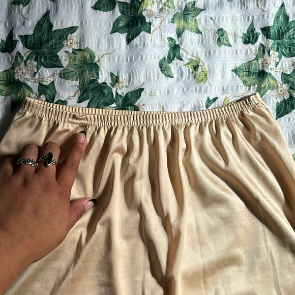 {VTG} VANITY FAIR Nude Midi / Maxi Slip Skirt - Picture 5 of 5